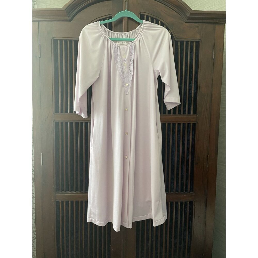 Vintage  Shadow line Lilac Robe Side Pockets And  Nightgown two-piece set S/M